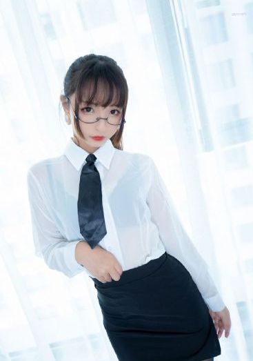 唐田英里佳