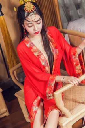 邻居的妻子